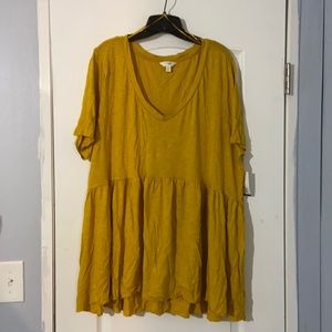 Mustard colored blouse with stretchy material